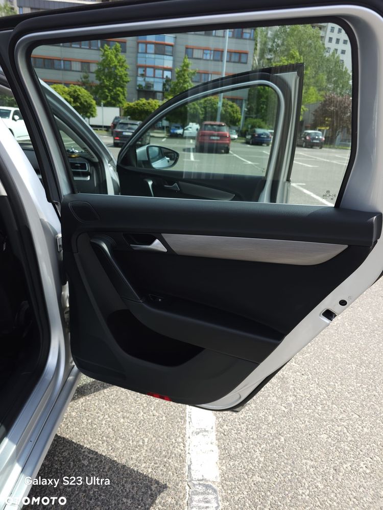 Volkswagen Passat 2.0 TDI Comfortline DSG - 13