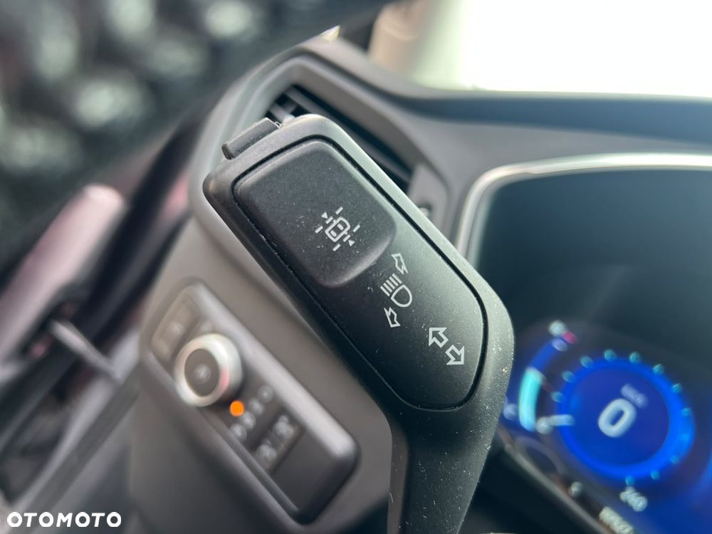 Ford Escape 2.0 EcoBoost AWD Titanium - 9