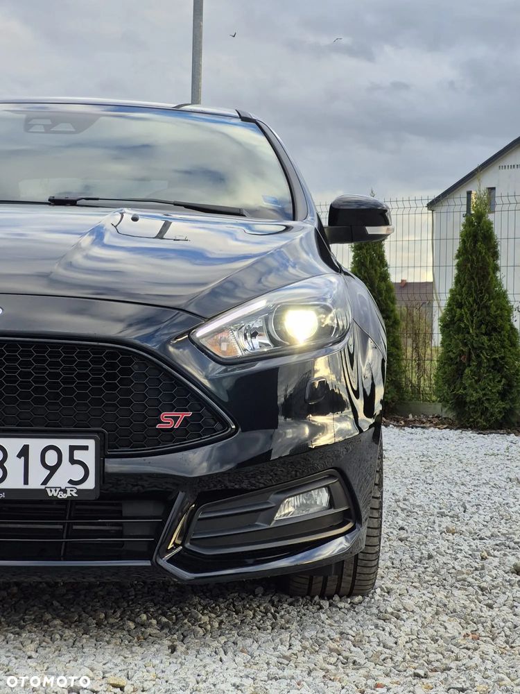 Ford Focus 2.0 EcoBoost ST - 3