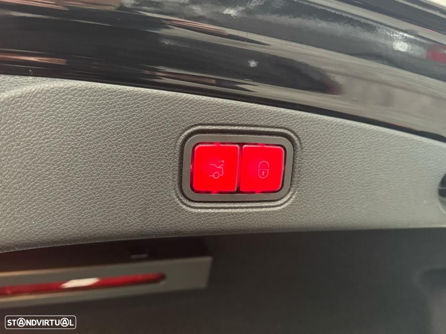 Mercedes-Benz E 220 d AMG Line - 57