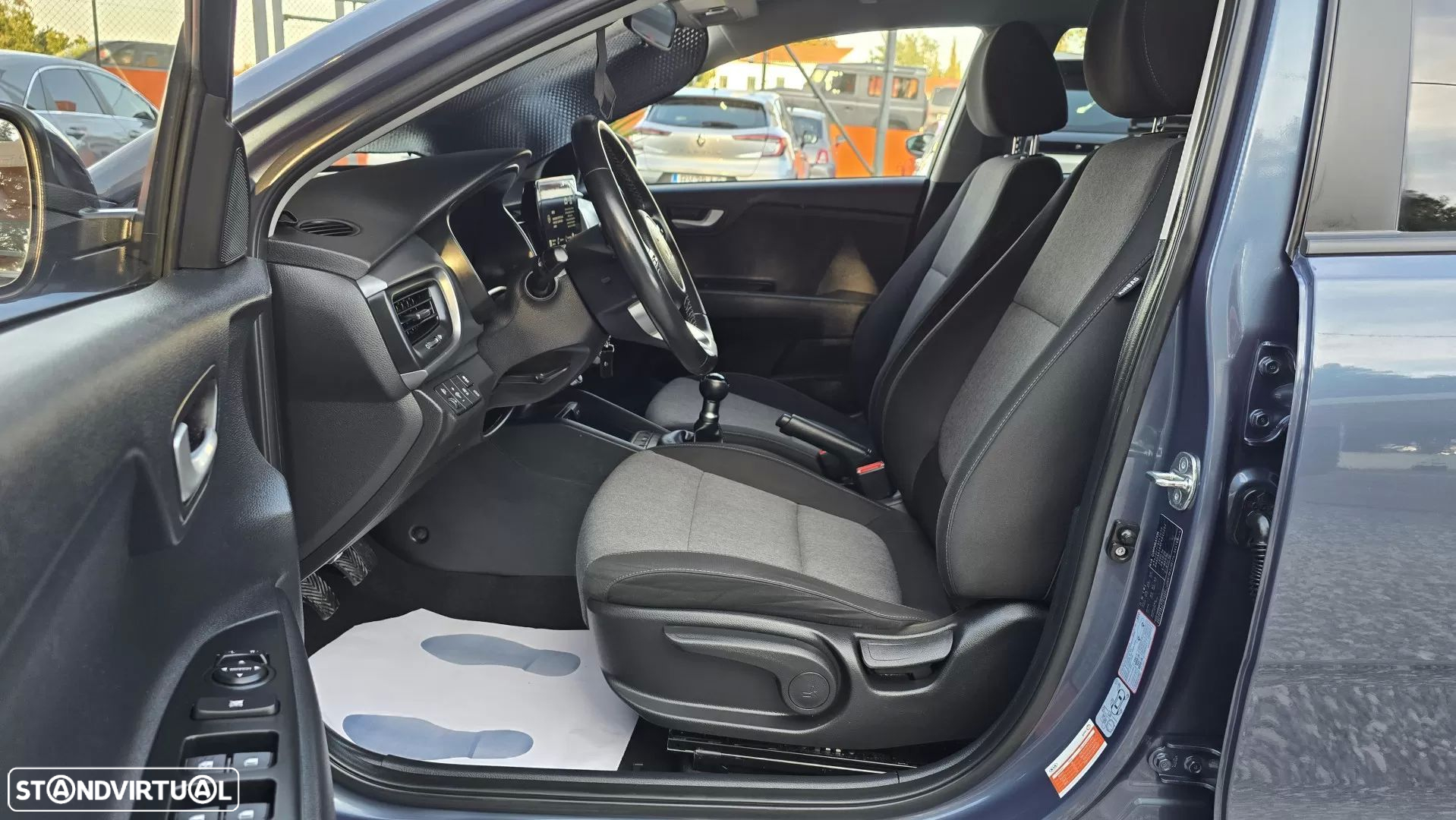 Kia Stonic 1.2 Dynamic - 10