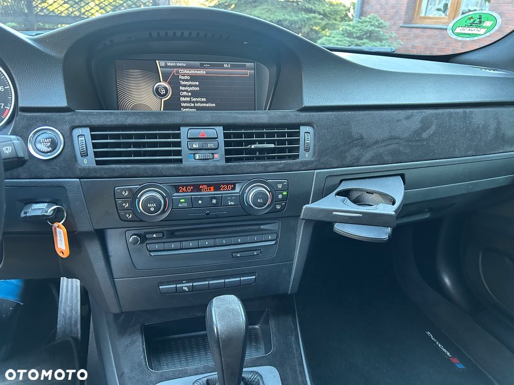 BMW Seria 3 320i M Sport Edition - 32