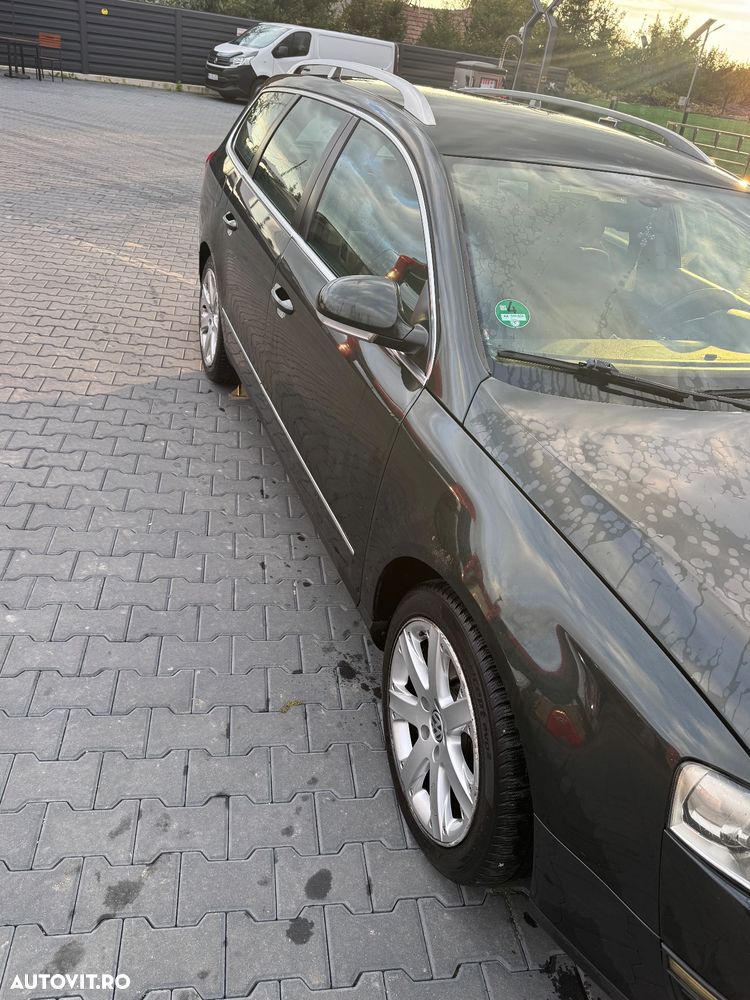 Volkswagen Passat - 4