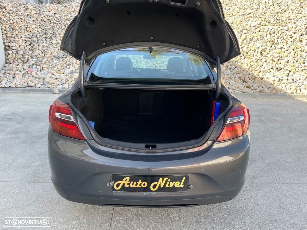 Opel Insignia 2.0 CDTI executive S/S - 24