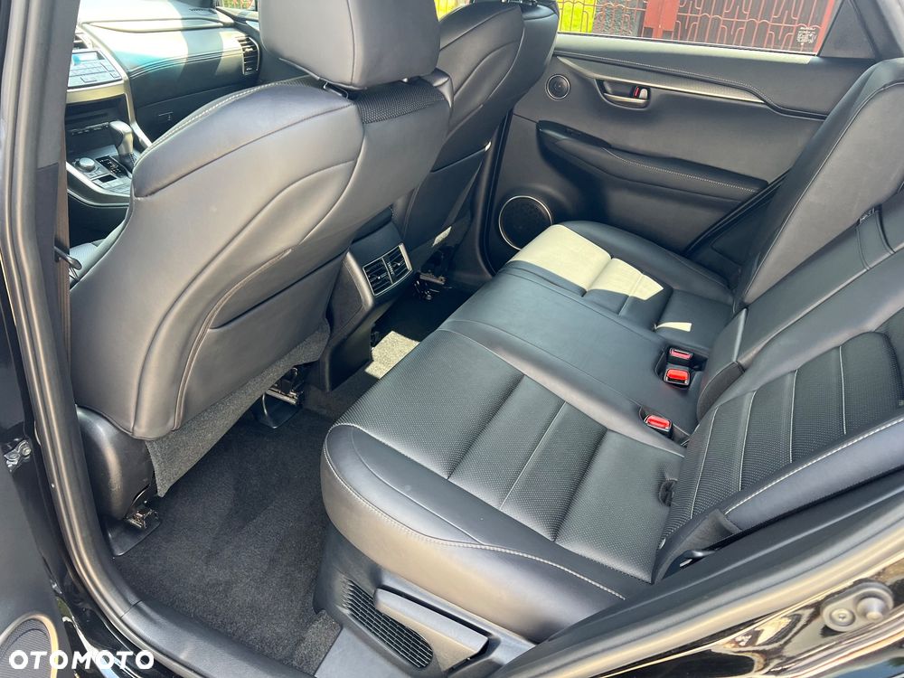 Lexus NX 200t AWD F Sport - 6