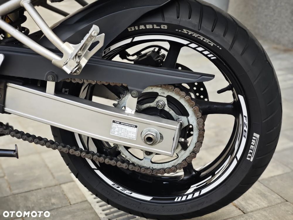 Yamaha FZ6 - 18