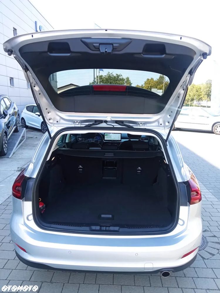 Ford Focus 1.0 EcoBoost Titanium Design - 20