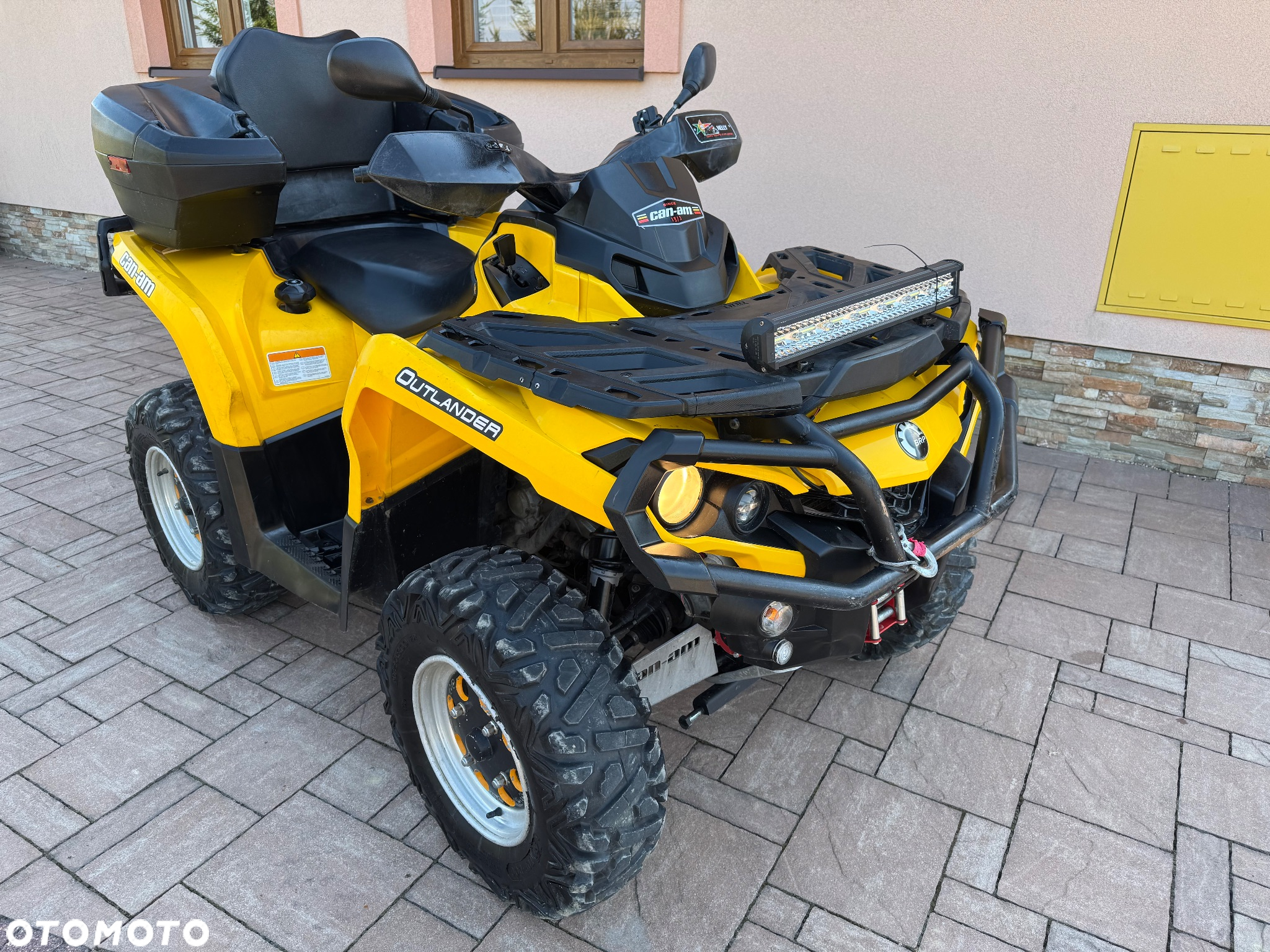 Can-Am Outlander