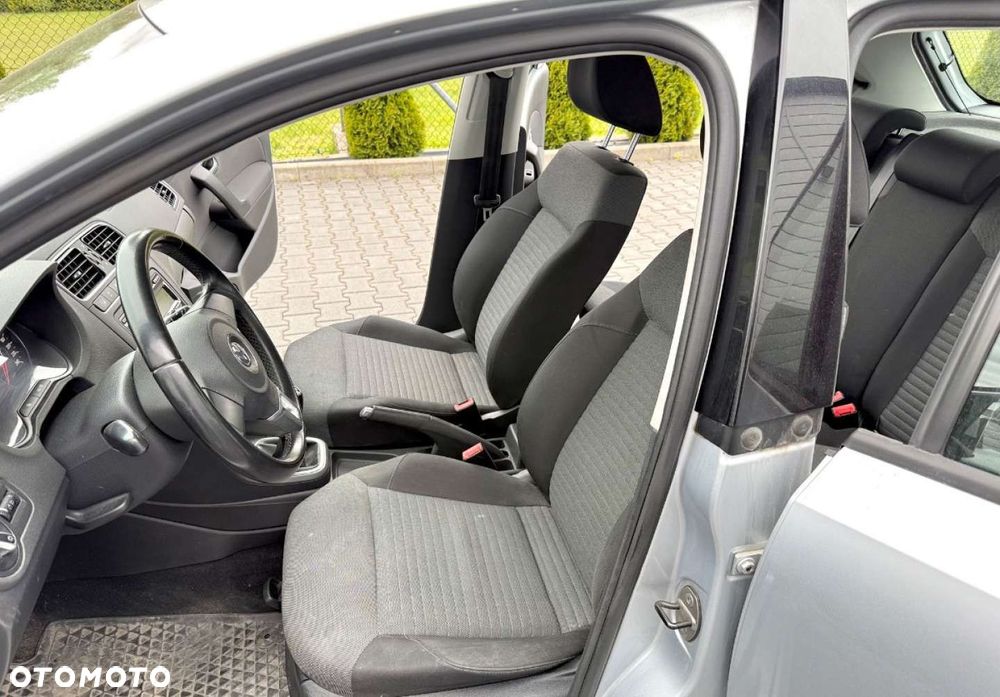 Volkswagen Polo - 15