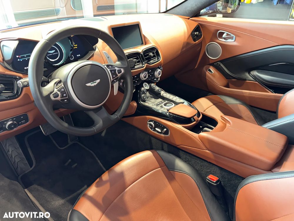 Aston Martin V8 Vantage Standard - 12
