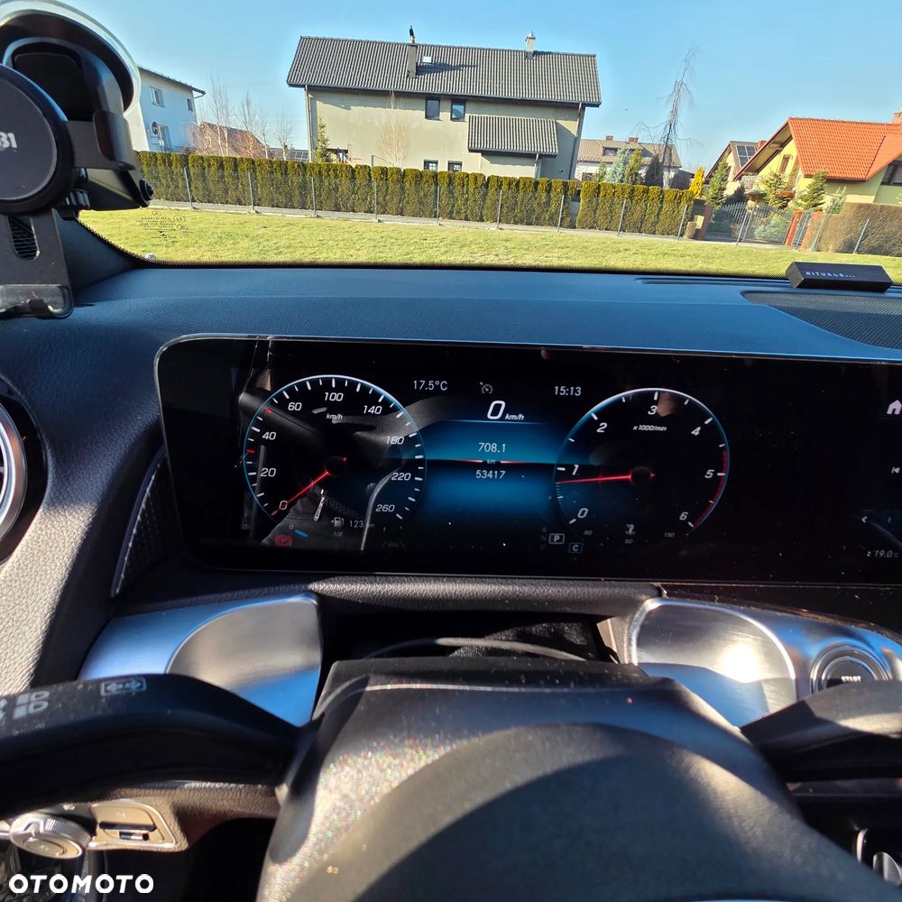 Mercedes-Benz GLB 220 d 4-Matic Progressive 8G-DCT - 14