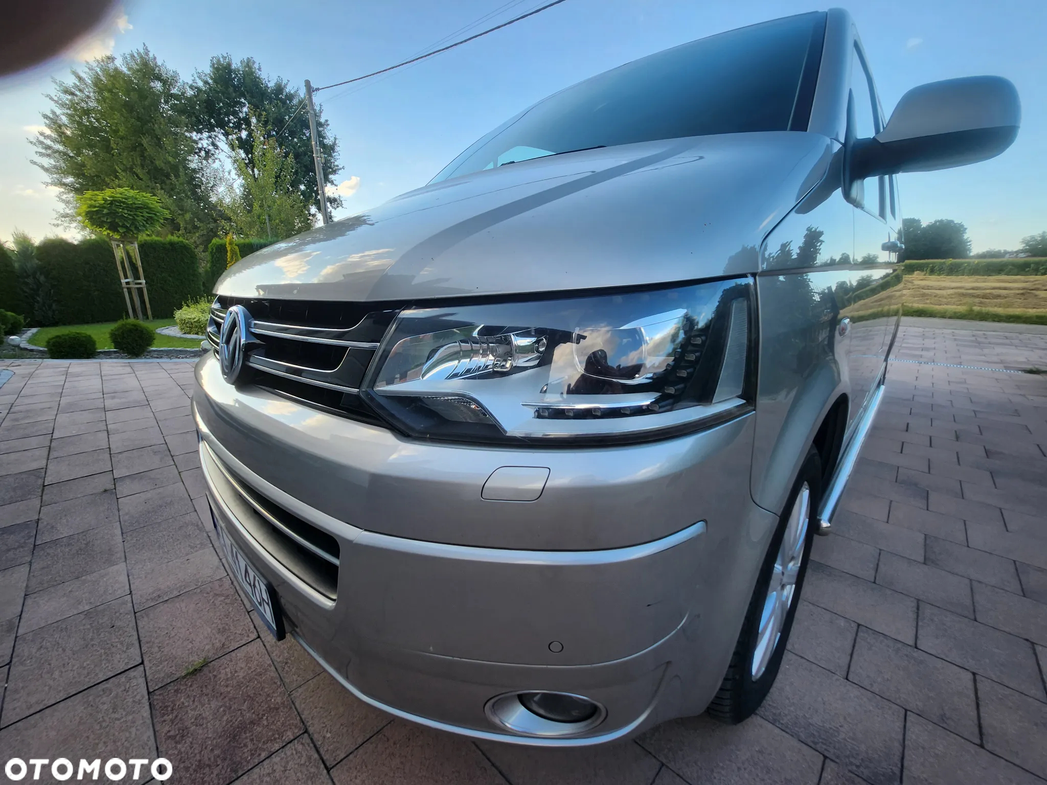 Volkswagen Multivan - 17