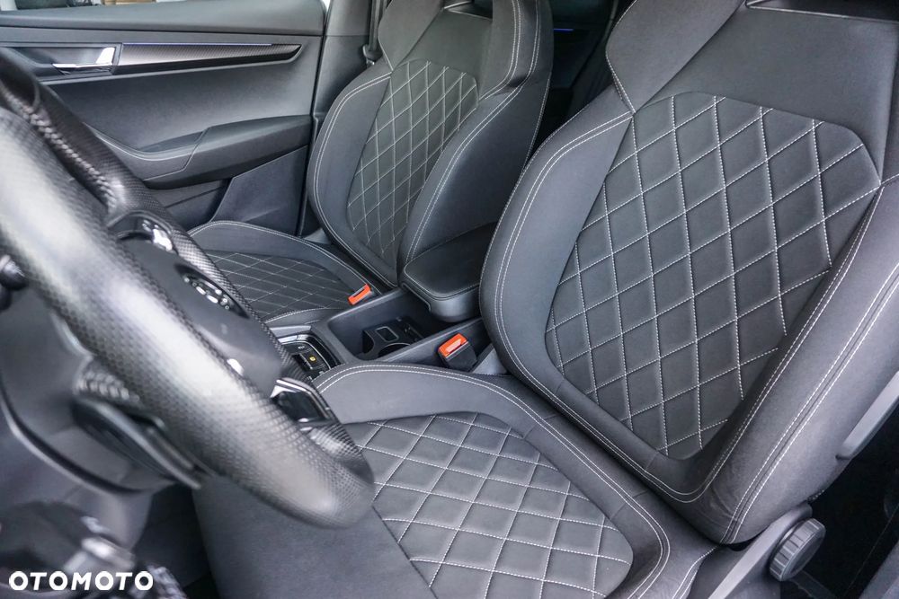 Skoda Karoq 2.0 TSI 4x4 Sportline DSG - 30