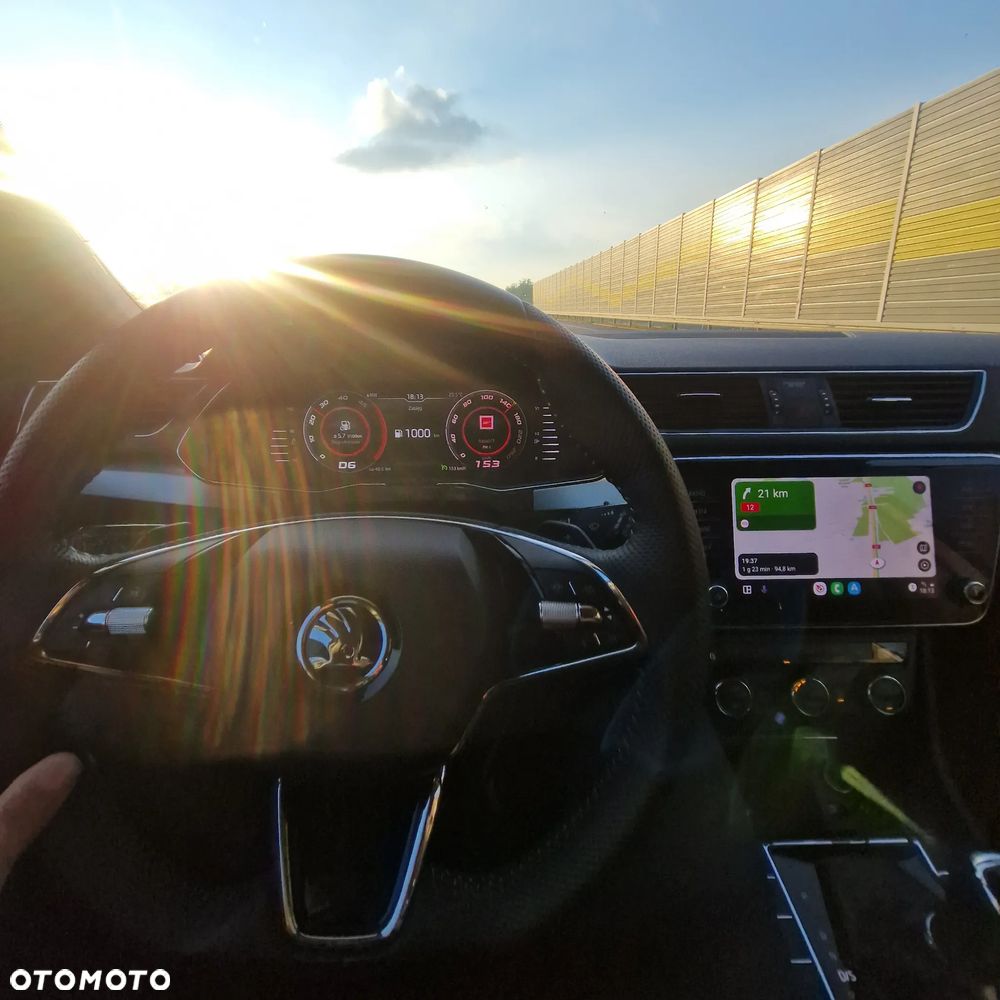 Skoda Superb 2.0 TDI Ambition DSG - 23