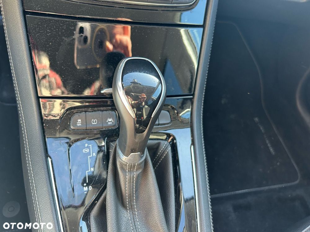 Opel Grandland X - 11