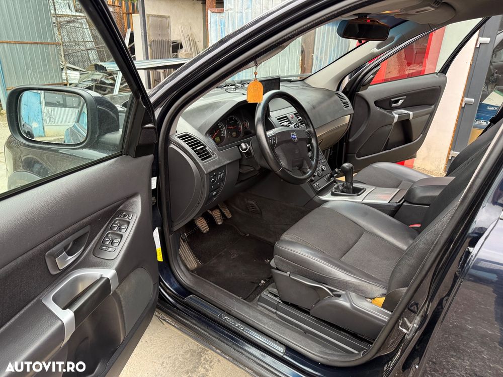 Volvo XC 90 - 12