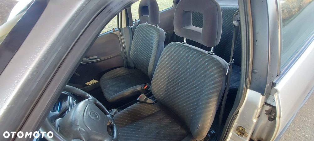 Opel Astra 1.4 Mid - 6