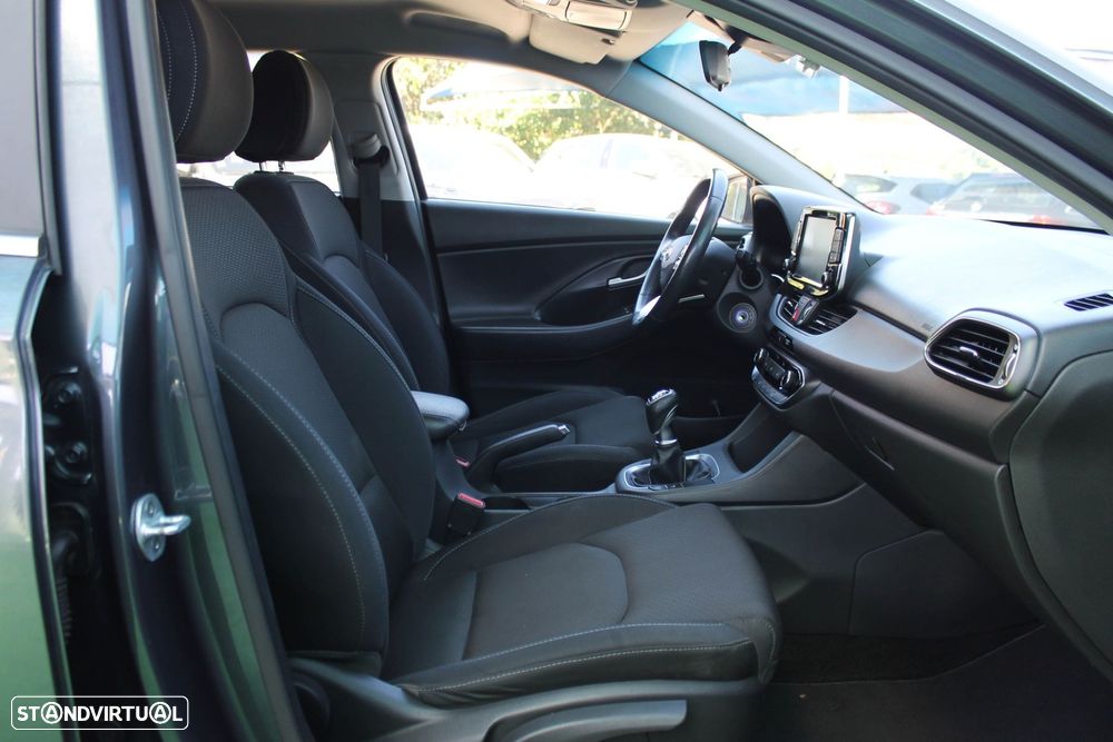 Hyundai i30 1.6 CRDI STyle - 40