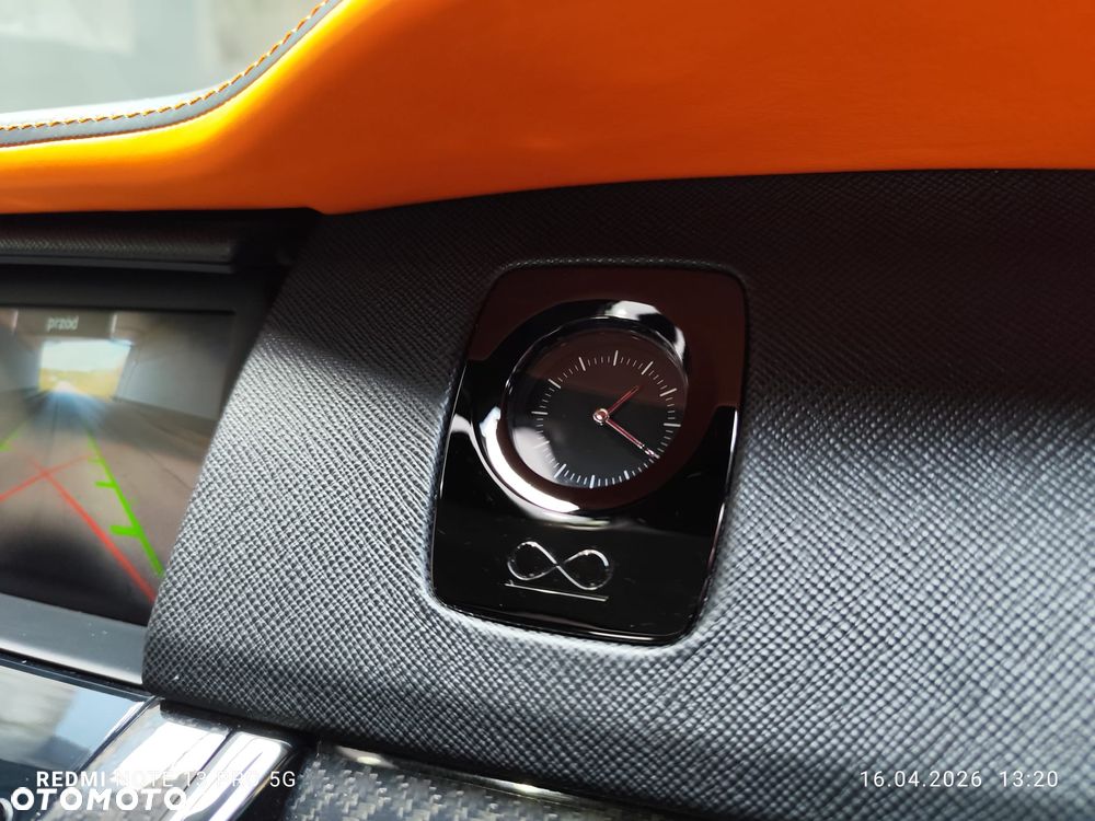 Rolls-Royce Cullinan - 24