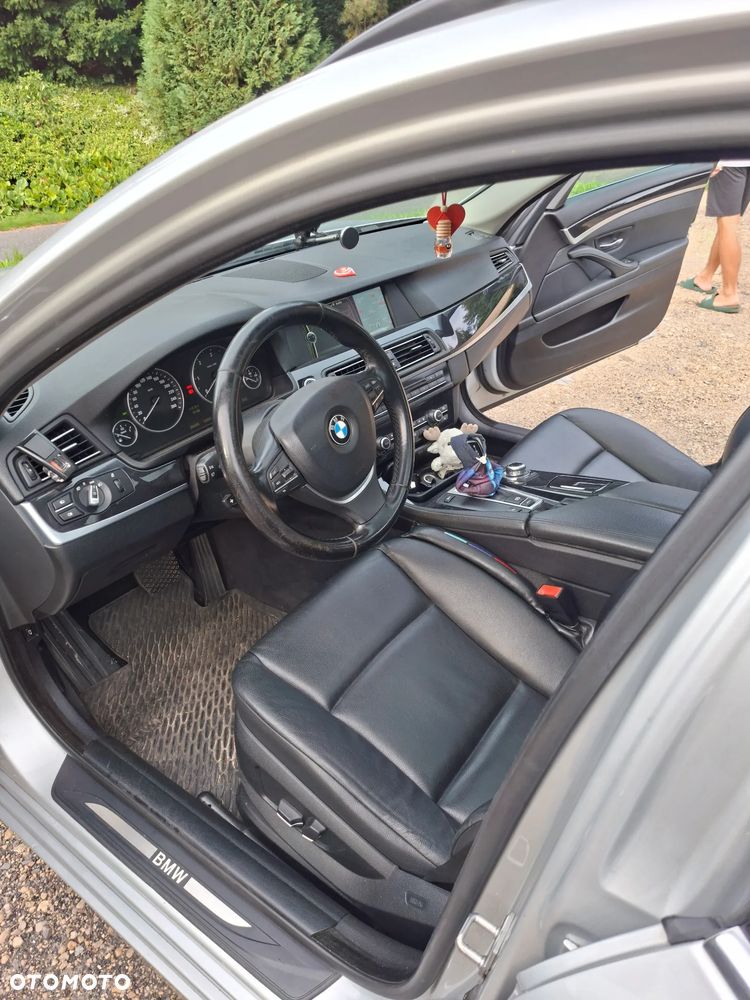 BMW Seria 5 - 25