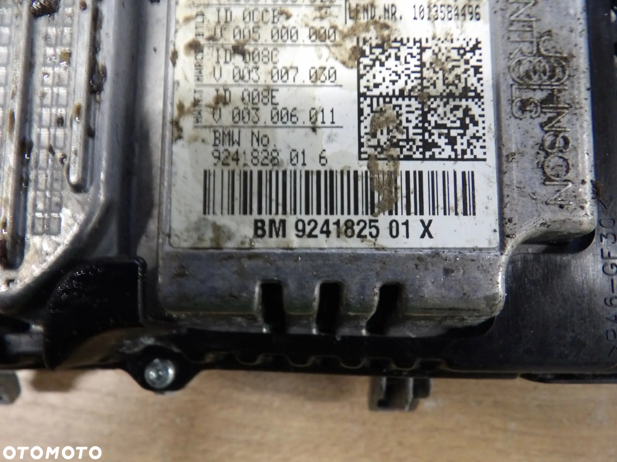 BMW - F10,F11 - MONITOR NAWIGACJI - 6,5 " - 9241825 - 2