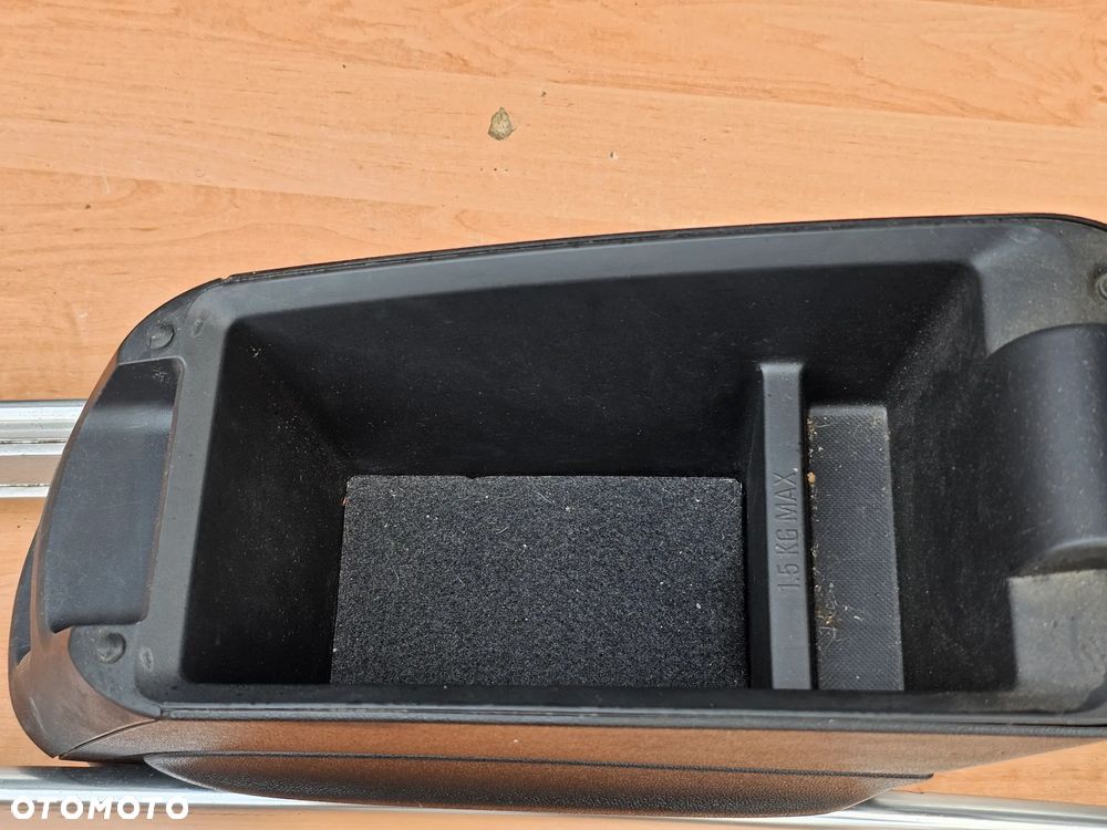 PODŁOKIETNIK SKÓRZANY SZYNA TUNEL OPEL MERIVA B EUROPA CZARNA - 8