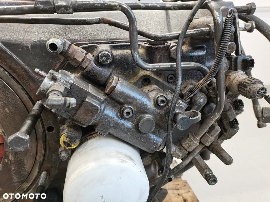 Środek mostu Claas Ares 630 RZ - 6