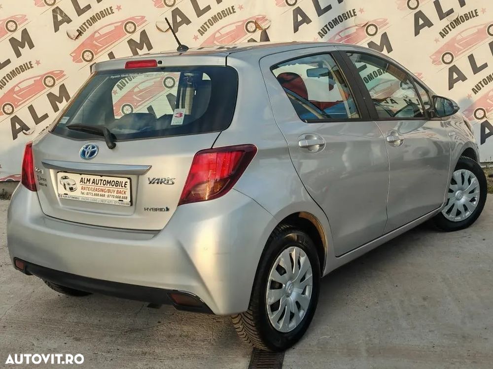 Toyota Yaris 1.5 VVT-i HSD Dynamic - 6