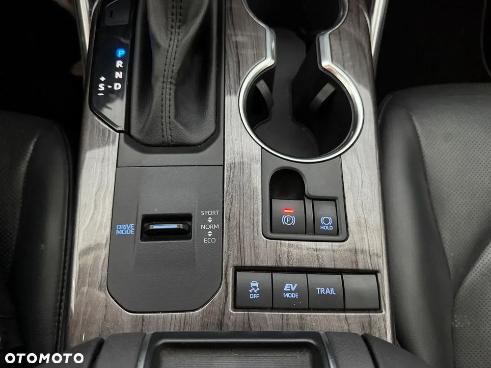 Toyota Highlander 2.5 Hybrid Executive - 32