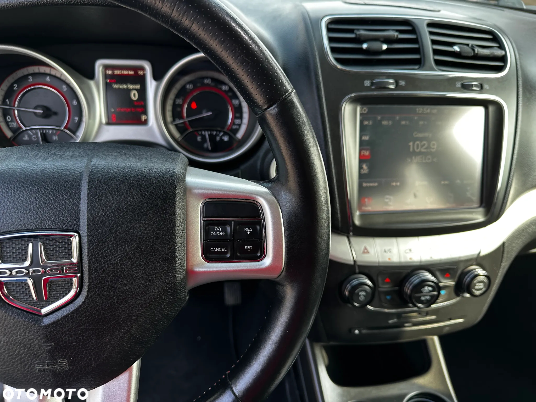 Dodge Journey - 11
