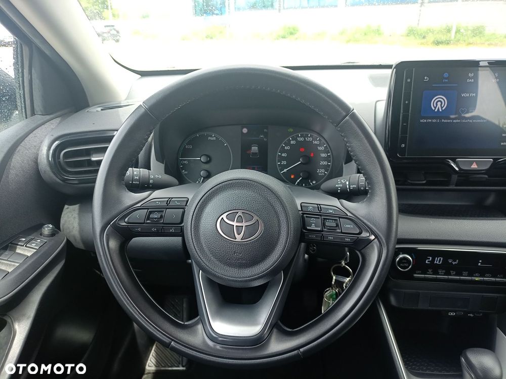 Toyota Yaris - 13