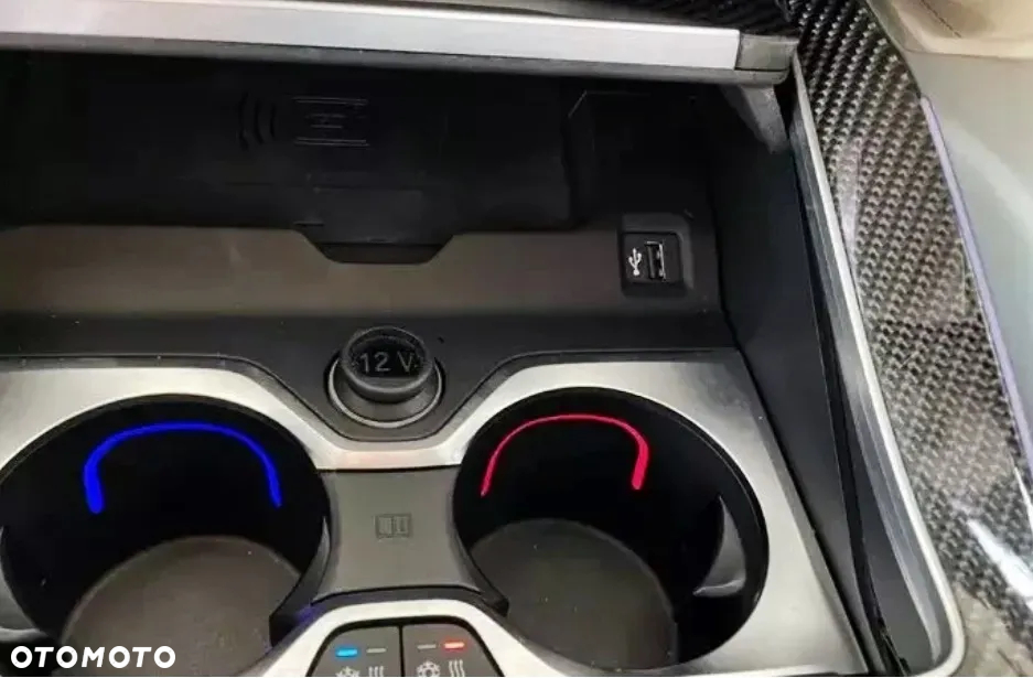 BMW X6 M50i - 25