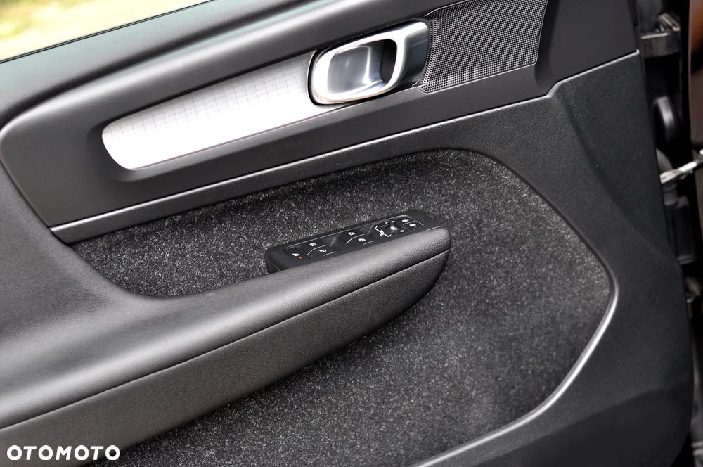 Volvo XC 40 D3 Momentum Pro - 15