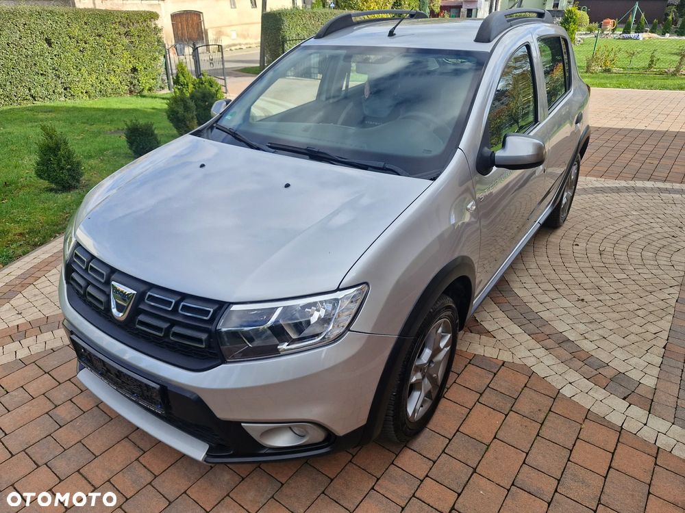 Dacia Sandero Stepway TCe 90 (S&S) Celebration - 3