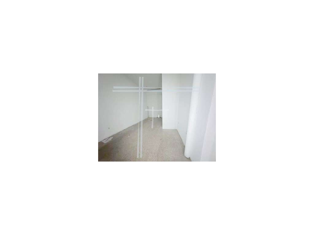 Loja de 110m2, com montra e wc - Almada - Grande imagem: 5/9