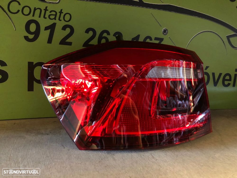 VW GOLF SPORTSVAN FAROLIM ESQ FT045 - 4