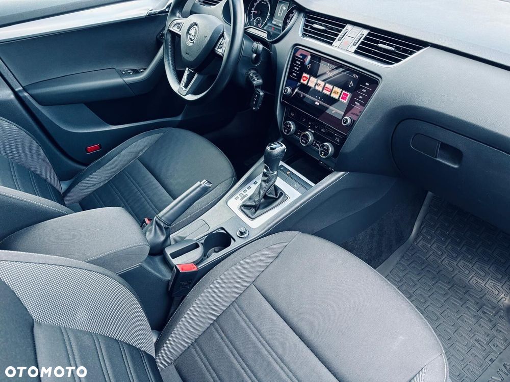 Skoda Octavia 2.0 TDI Ambition DSG - 16