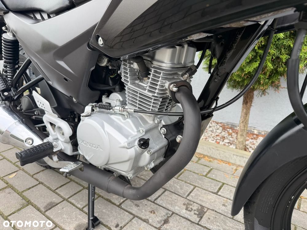 Honda CBF - 34