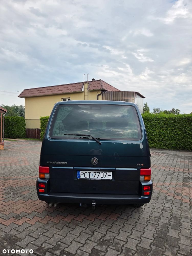 Volkswagen Multivan - 8