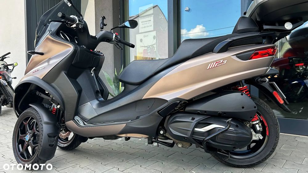 Piaggio MP-3 - 2