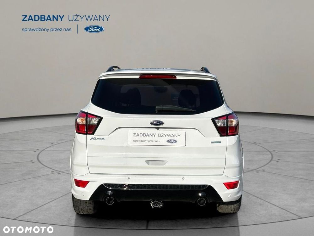 Ford Kuga 1.5 EcoBoost 2x4 ST-Line - 4