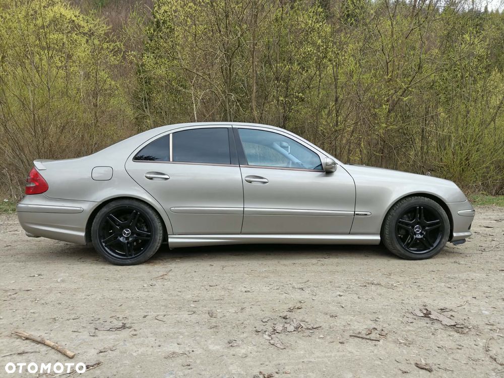 Mercedes-Benz Klasa E 320 CDI T Avantgarde - 2