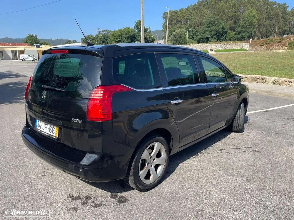 Peugeot 5008 - 9