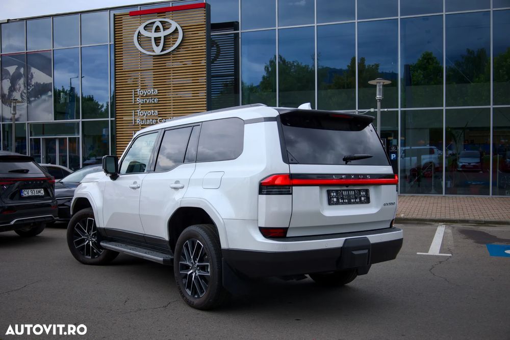 Lexus Seria LX - 8