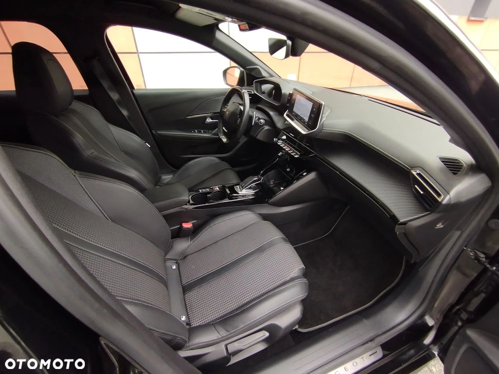 Peugeot 208 1.2 PureTech GT Pack S&S EAT8 - 9