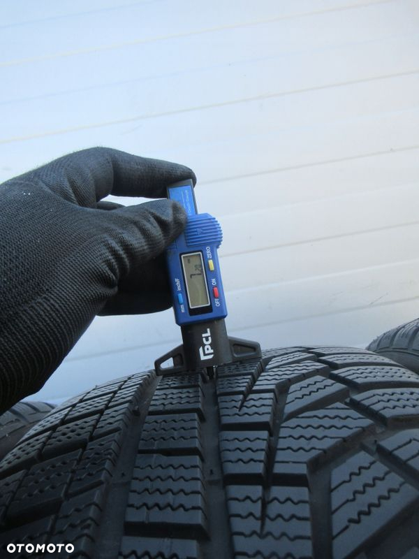 OPONY ZIMA 4szt HANKOOK WINTER I'CEPT EVO 2 215/45R17 91W - 4