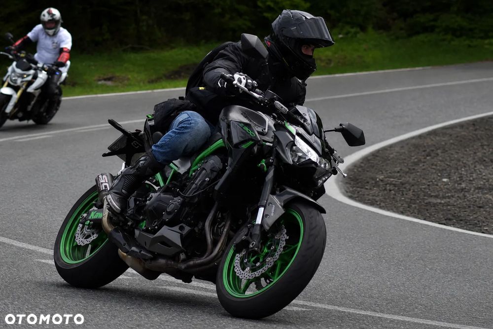 Kawasaki Z 900 - 8