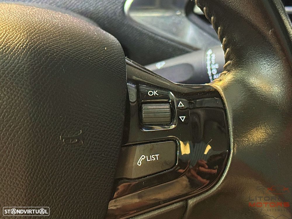Peugeot 308 SW 1.6 BlueHDi Style J17 - 25