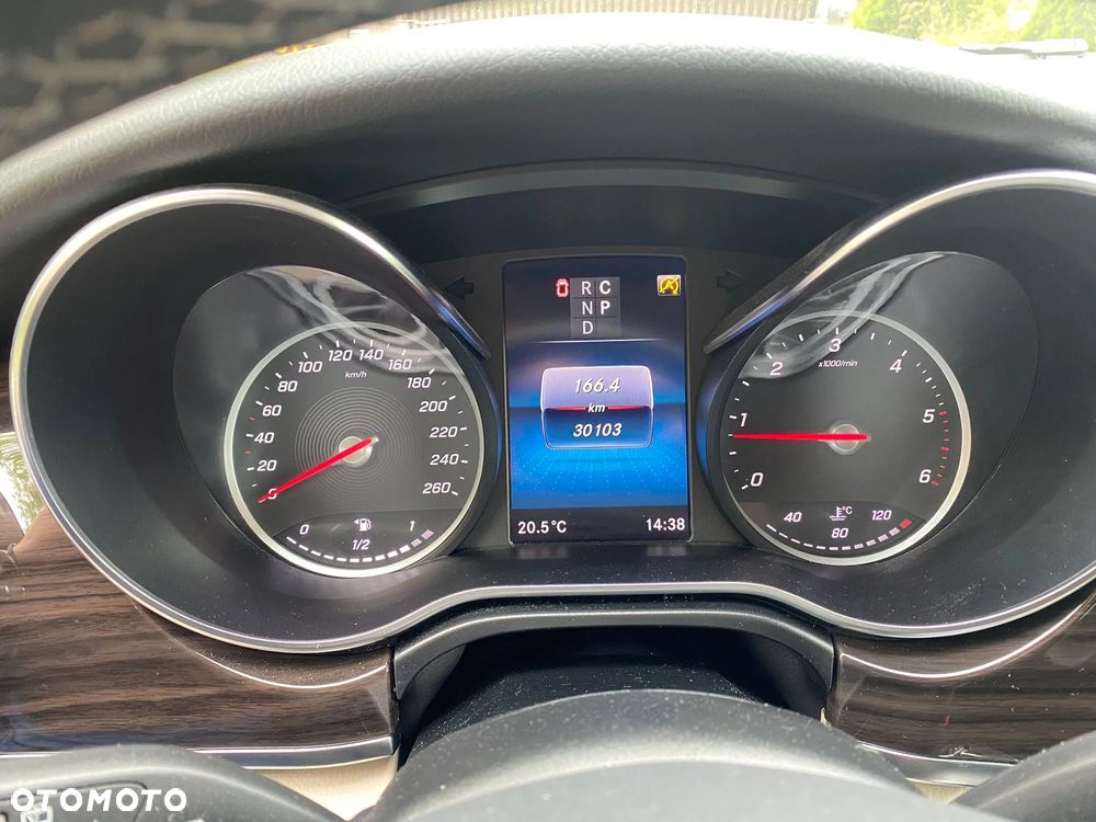 Mercedes-Benz Klasa V 300 d 4-Matic Exclusive 9G-Tronic (d³ugi) - 13