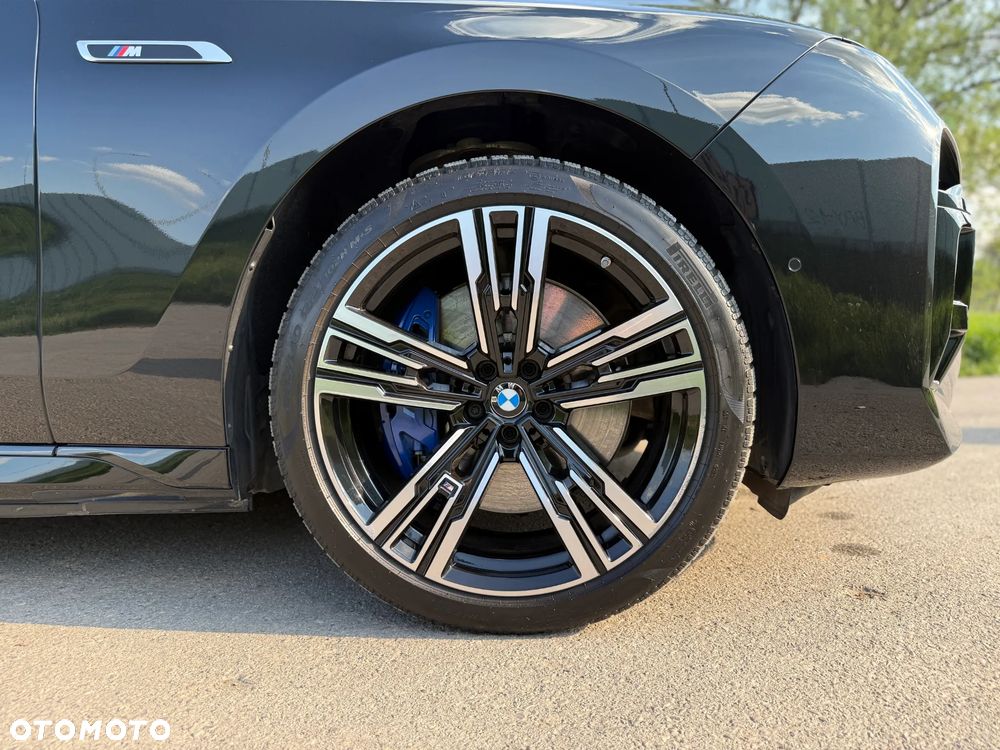 BMW Seria 7 M760e PHEV xDrive sport - 7